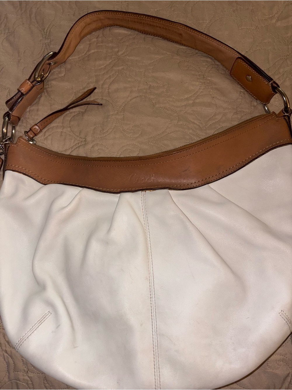 COACH Bag: Vintage Y2K White Leather Hobo Bag w/Tan Trim